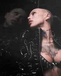 A MASOCHISTIC MIND: GATA MEETS SIIICKBRAIN — MAGAZINE