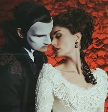 Liebe Stirbt Nie Phantom Of The Opera Fantom Of The Opera Love Never Dies Musical
