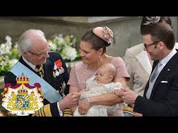 Det är tydligen endast de förstföda kungabarnen som har äran att få det. Prinsessan Estelles Dop Forberedelserna Youtube