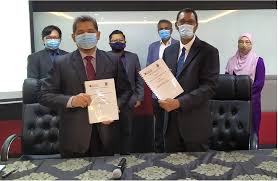 The group of eight comprising young and senior lawyers stood outside wisma badan peguam on leboh pasar besar here, the headquarters of the malaysian bar — the statutory body representing all lawyers in the peninsula — demanding minimum wage for the trainees. Iium Collaborates With The Malaysian Bar To Revive The Journal Insaf