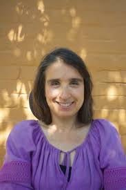 Cardboard templates and the evolution of a home