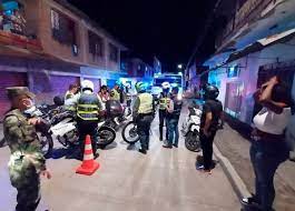 La secretaría de seguridad y justicia de cali anunció este martes que habrá toque de queda y ley seca en la ciudad, además, se explicó cómo será el plan de. Toque De Queda En Cali Ira Hasta El 22 De Enero