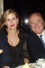 In september 2020, alexandra made the headlines after making sexual abuse allegations against her stepfather, joseph ruffalo. Gucci Heir Alleges Child Sexual Abuse
