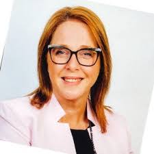 Jolene Mclean's Instagram, Twitter & Facebook