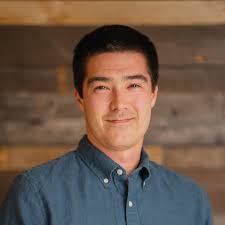 Amanda Pond's Instagram, Twitter & Facebook