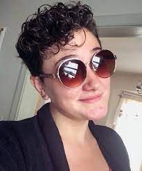As shorter hairstyles are quickly taking center stage in women's fashion trends, the curly pixie cut is right up there as one of the sexiest short hairstyles a woman can rock. 40 Hottest Short Wavy Curly Pixie Haircuts 2021 Pixie Cuts For Short Hair Hairstyles Weekly