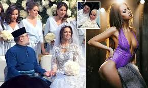 Sources and reports claimed that the divorced was finalised on july 1 and there was a proof of a copy divorce certificate. Former Miss Moscow Who Married Malaysian King Has Travelled To German Clinic To Have Children Daily Mail Online