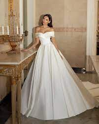 36 Off The Shoulder Wedding Dresses To See In 2021 Wedding Dresses Ball Gown Wedding Dress Wedding Dress Brands