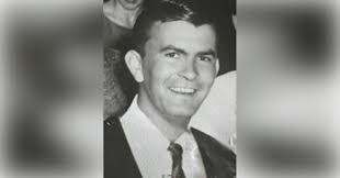 Ron Eades's Instagram, Twitter & Facebook