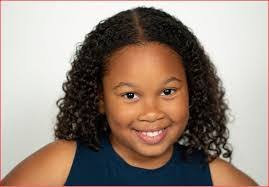 Juliet Tanner's Instagram, Twitter & Facebook