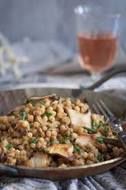 Fregola Sarda Ein Sehr Leckeres Pasta Sotto Lecker Gefullte Paprikaschoten Hauptspeise