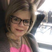 Jill Ventura's Instagram, Twitter & Facebook