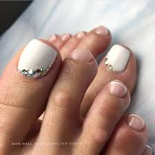 Pedicure diseños para xv / estan todavía hechos en trazos pero el bosquejo nos ayuda a comprender como quedará el modelo final. Pin On Nail Designs 2020