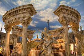 The Fountain Of The Gods Inside The Forum Shops In The Caesar S Palace Casino In Las Vegas The Theme At Caes North American Travel American Travel Greek Gods