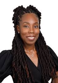 Tracey Malone's Instagram, Twitter & Facebook