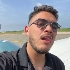 Sergio Piña (@shrgio) • Threads, Say more