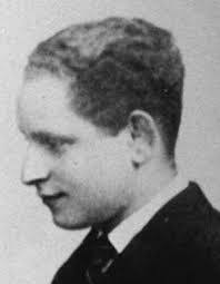 Dora Hirsch's Instagram, Twitter & Facebook