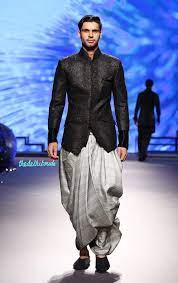 Indian Wedding Outfits For The Bride S Groom S Brother Indian Wedding Outfit Ideas For Men Indian Groom Wear Indian Men Fashion Indian Wedding Outfits