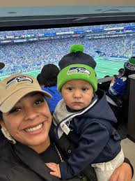 Fed the homeless today with my kids and it was great!! Happy Sunday😃