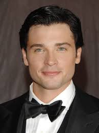 Tom Welling Lands On Kevin Costner's Depth Chart For The NFL-Themed DRAFT  DAY!