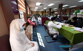 Jalan raja chulan, perak, perak 33000, malaysia tel: Bernama Pkp Majlis Akad Nikah Di Perak Hanya Dibenarkan Di Pejabat Agama
