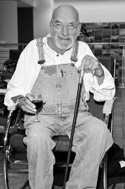 He was an actor and writer, known for löwenzahn (1981), pusteblume (1979) and mittendrin (1989). Peter Lustig Ist Tot Trauer Um Lowenzahn Moderator Web De