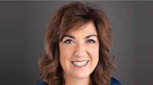 Hope Swank's Instagram, Twitter & Facebook