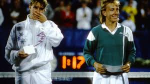 Navratilova l'ha sconfitta in una memorabile semifinale. 50 Moments That Mattered A Triple Crown For Navratilova Official Site Of The 2021 Us Open Tennis Championships A Usta Event