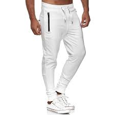 Le jogger pant est un mélange parfait entre le look du pantalon et le style du jogging. Red Bridge Herren Jogginghose Jogger Hose Sweat Pants R B J M4236 R 39 99