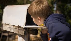 Wenn sie geblitzt wurden, fragen sie sich bestimmt, wann der bescheid mit der post bei ihnen ankommt. Meinung Der Umfrage Montags Und Samstags Bleibt Der Briefkasten Leer Post Arger