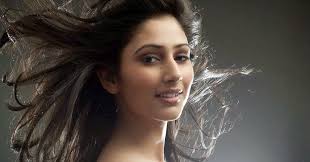 Television (TV) Actress Disha Parmar Childhood Photos