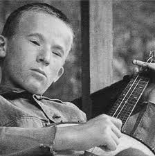 I have had a Reefer 425 XL running for 5 months and my lights seem a tad  intense. I have to hide zoa's in the shadows but the encrusting Monti loves  life.