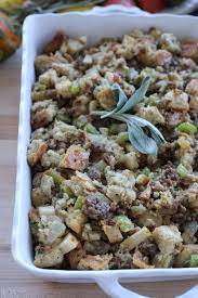 You can use any type of bread or cornbread, but the most absorbent dried bread cubes (for making stuffing) come from bread that has a small hole structure and a fluffy. Bread Cubes For Stuffing A Bountiful Kitchen