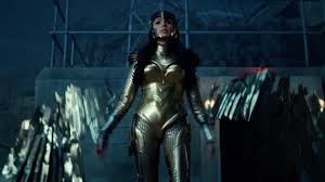When wonder women and steve trevor are walking along with the reflecting pool, a shot behind them clearly shows the world war ii there is a scene in the closing credits involving the amazon asteria (lynda carter). Wonder Woman 1984 Post Credits Szene Erklart Die Spiele Filme Tv Die Sie Lieben