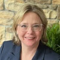 Emily Hanlin's Instagram, Twitter & Facebook