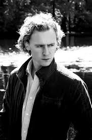 Tom Hiddleston Toms Long Hair Styles Men