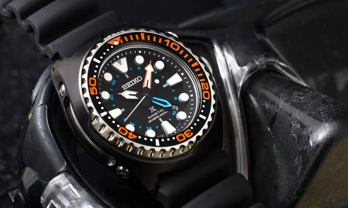 Seiko Prospex Kinetic GMT SUN023 Dive Watch Review | aBlogtoWatch