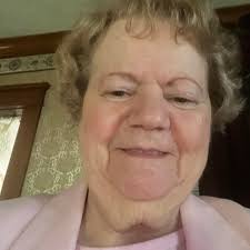 Did anyone shop at Hortons paint store?