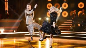 Det krævede 17 forskellige knæ og fødder at få Daniel klar til Danmarks  vildeste dansegulv: Toke har aldrig haft større udfordring