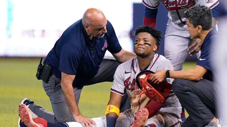 Ronald Acuña Jr. faces another devastating physical setback, do AI tạo