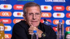 Oscar tabárez krijgt er maar geen genoeg van. Oscar Tabarez Chile Hizo Valer Su Mayor Experiencia Ante Una Seleccion Joven Como Japon Alairelibre Cl