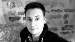 Beyond the Levee and Other Ghostly Tales: Talley, Peter R.: 9798669936402:  Amazon.com: Books