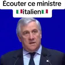 Heureux d'avoir pu présenter au président de la République lors de son…