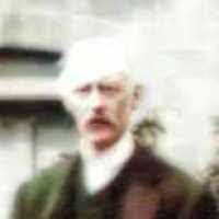 Richard Wadley's Instagram, Twitter & Facebook