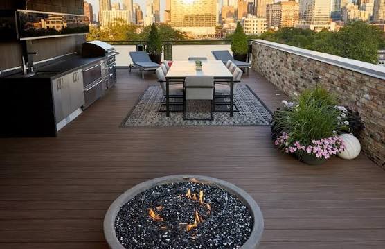 Best Decking Material for Calgary Winters | Busy Beaver