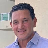 Felipe Sommer's Instagram, Twitter & Facebook