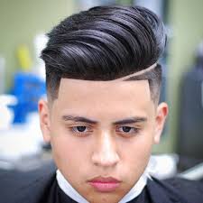 20 Cool Hairstyles For Men With Round Face Men Hairstyles 2017 Men S Hairstyle Hairstyles For Round Faces Round Face Men Long Hair Styles
