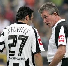 Die bayern stehen vor einem wichtigen spiel. Alter Neuer Trainer Was Heynckes Zum Bayern Hoffnungstrager Macht Welt