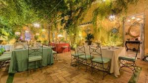 Manolo león leal abría ese año un bar, el recordado bar manolo león. 7 Restaurantes En Sevilla Para Saborear La Feria De Abril As Com