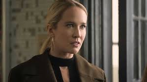 You Season 5's Twin Swap: Joe's Plan For Maddie & Reagan Lockwood Explained